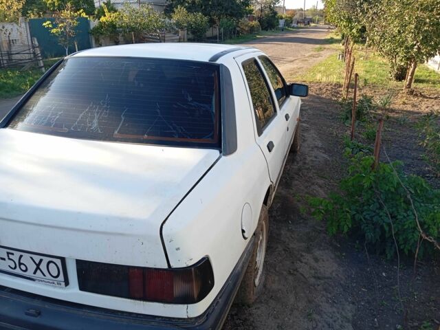 Білий Форд Сієрра, об'ємом двигуна 0 л та пробігом 20 тис. км за 649 $, фото 4 на Automoto.ua