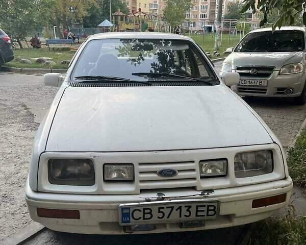 Белый Форд Сиерра, объемом двигателя 1.8 л и пробегом 999 тыс. км за 728 $, фото 3 на Automoto.ua