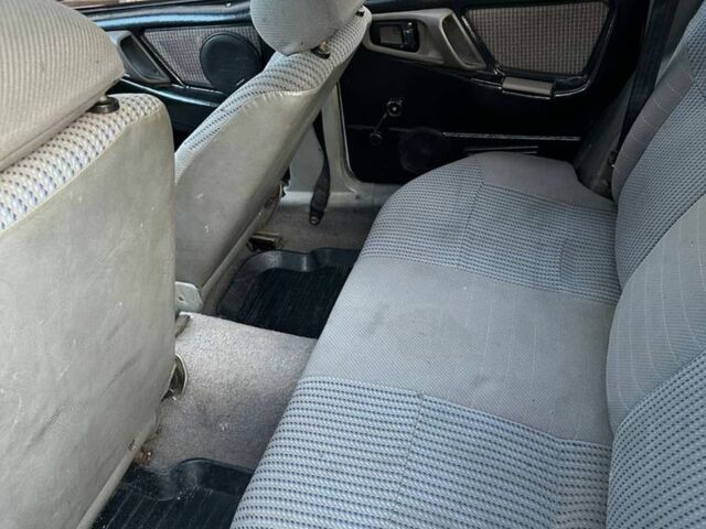 Белый Форд Сиерра, объемом двигателя 1.8 л и пробегом 120 тыс. км за 1100 $, фото 2 на Automoto.ua