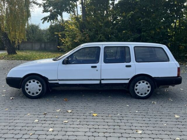 Белый Форд Сиерра, объемом двигателя 1.6 л и пробегом 1 тыс. км за 450 $, фото 3 на Automoto.ua