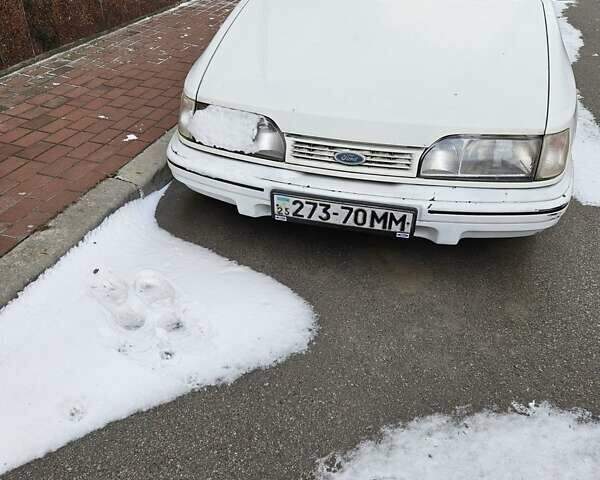 Белый Форд Сиерра, объемом двигателя 0 л и пробегом 200 тыс. км за 1016 $, фото 2 на Automoto.ua