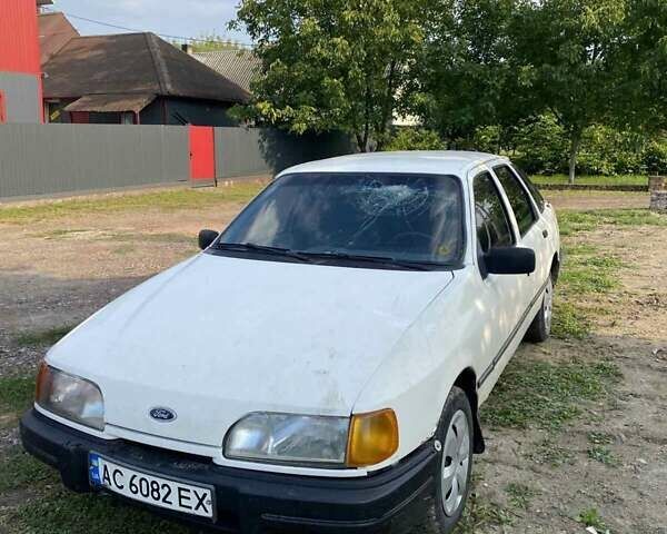Білий Форд Сієрра, об'ємом двигуна 2 л та пробігом 225 тис. км за 850 $, фото 2 на Automoto.ua
