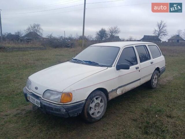 Белый Форд Сиерра, объемом двигателя 2 л и пробегом 300 тыс. км за 650 $, фото 2 на Automoto.ua