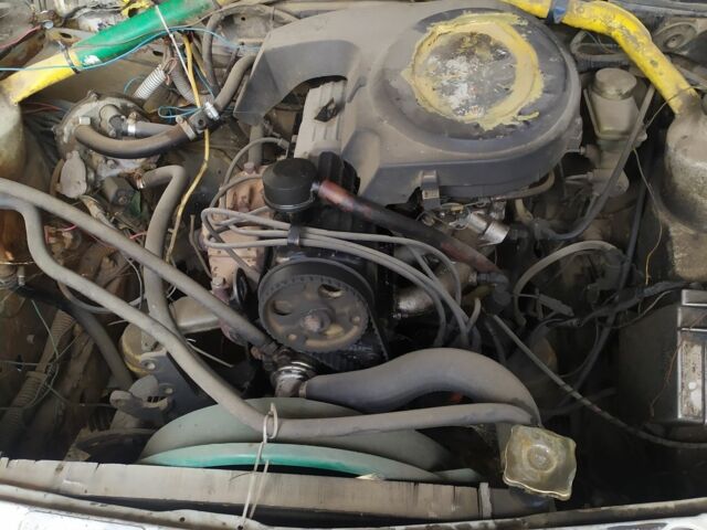 Білий Форд Сієрра, об'ємом двигуна 2 л та пробігом 200 тис. км за 477 $, фото 5 на Automoto.ua