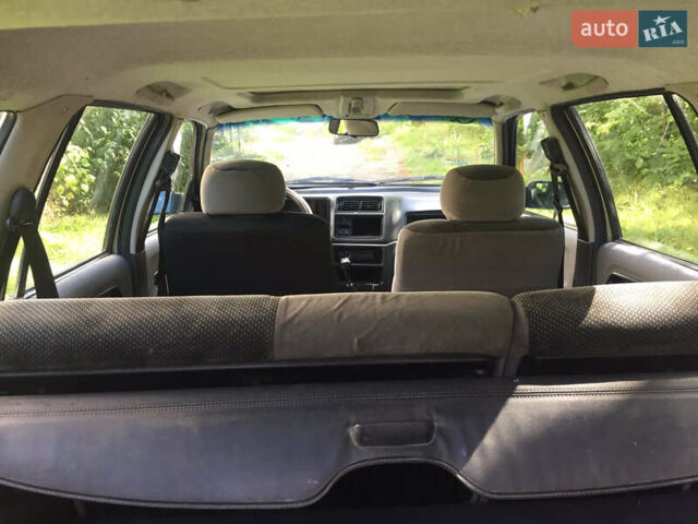 Белый Форд Сиерра, объемом двигателя 1.8 л и пробегом 82 тыс. км за 2400 $, фото 9 на Automoto.ua