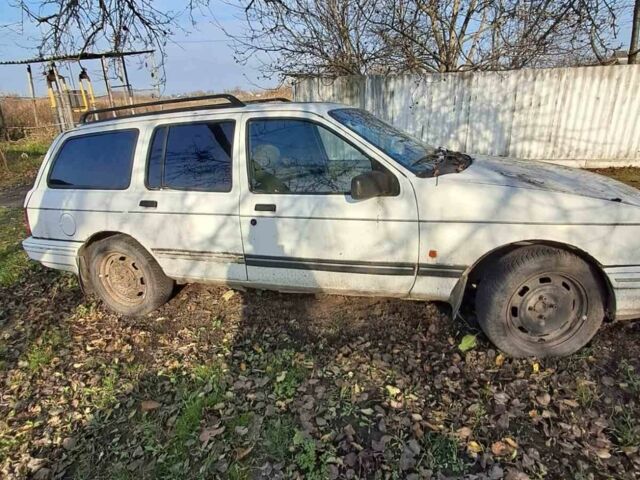 Белый Форд Сиерра, объемом двигателя 0 л и пробегом 400 тыс. км за 500 $, фото 1 на Automoto.ua