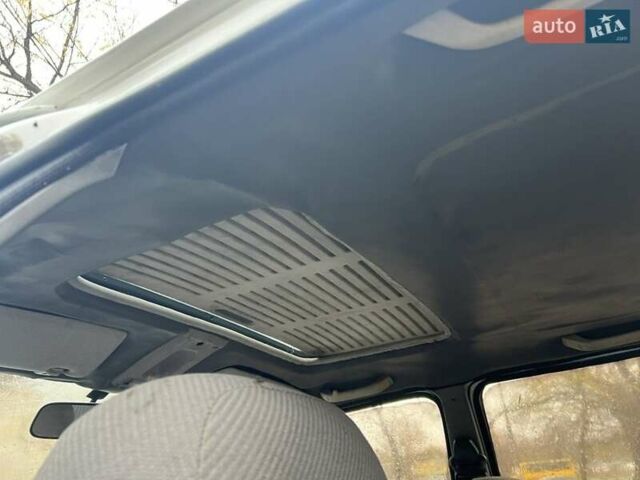 Белый Форд Сиерра, объемом двигателя 1.8 л и пробегом 250 тыс. км за 550 $, фото 8 на Automoto.ua