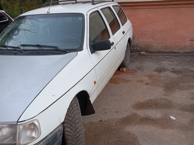 Белый Форд Сиерра, объемом двигателя 0 л и пробегом 1 тыс. км за 1000 $, фото 2 на Automoto.ua