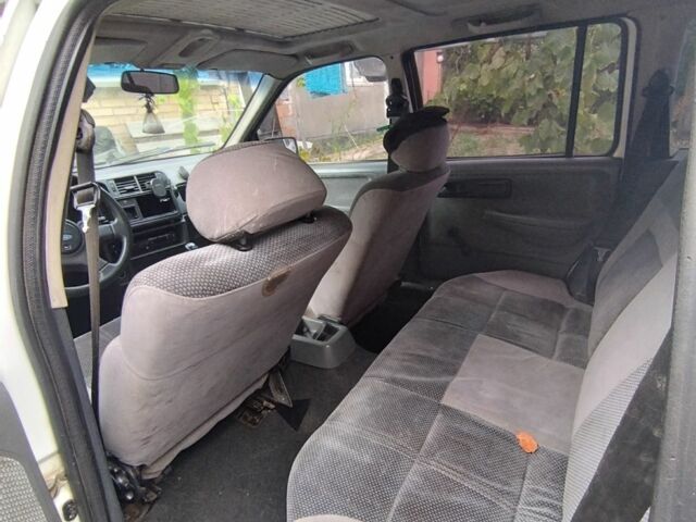 Белый Форд Сиерра, объемом двигателя 1.8 л и пробегом 1000 тыс. км за 700 $, фото 4 на Automoto.ua