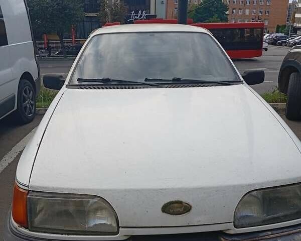 Білий Форд Сієрра, об'ємом двигуна 2 л та пробігом 120 тис. км за 700 $, фото 7 на Automoto.ua