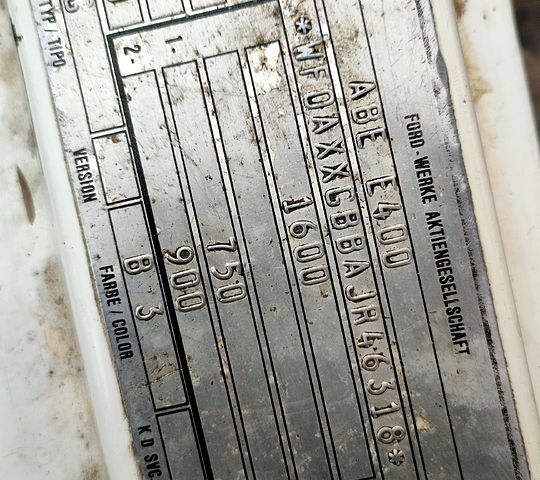 Белый Форд Сиерра, объемом двигателя 2 л и пробегом 325 тыс. км за 550 $, фото 3 на Automoto.ua