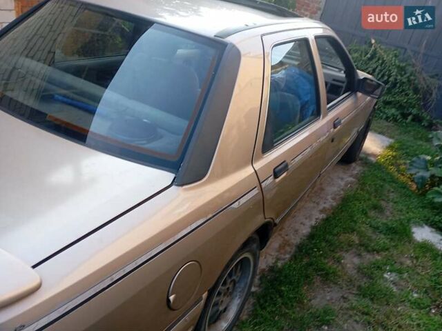 Бежевий Форд Сієрра, об'ємом двигуна 2 л та пробігом 200 тис. км за 1500 $, фото 6 на Automoto.ua