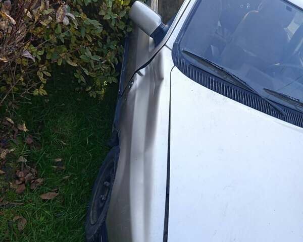 Бежевий Форд Сієрра, об'ємом двигуна 2.3 л та пробігом 280 тис. км за 700 $, фото 1 на Automoto.ua