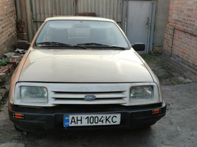 Бежевый Форд Сиерра, объемом двигателя 1.6 л и пробегом 40 тыс. км за 1092 $, фото 1 на Automoto.ua