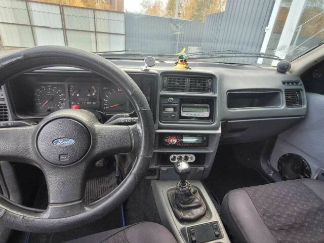 Чорний Форд Сієрра, об'ємом двигуна 2 л та пробігом 100 тис. км за 720 $, фото 10 на Automoto.ua