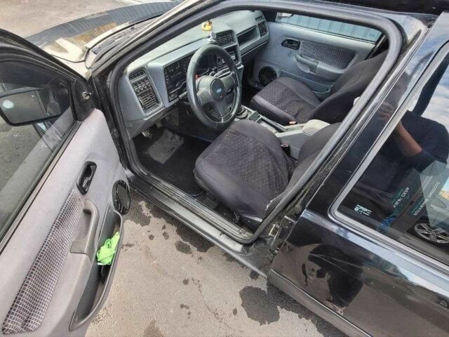 Чорний Форд Сієрра, об'ємом двигуна 2 л та пробігом 100 тис. км за 720 $, фото 9 на Automoto.ua