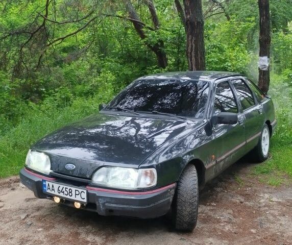 Черный Форд Сиерра, объемом двигателя 1.8 л и пробегом 300 тыс. км за 1301 $, фото 1 на Automoto.ua