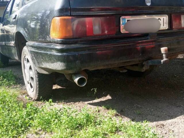 Чорний Форд Сієрра, об'ємом двигуна 2.8 л та пробігом 200 тис. км за 1000 $, фото 1 на Automoto.ua