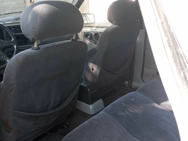 Чорний Форд Сієрра, об'ємом двигуна 2.8 л та пробігом 200 тис. км за 1000 $, фото 3 на Automoto.ua