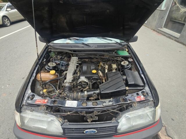 Чорний Форд Сієрра, об'ємом двигуна 0 л та пробігом 250 тис. км за 1050 $, фото 10 на Automoto.ua