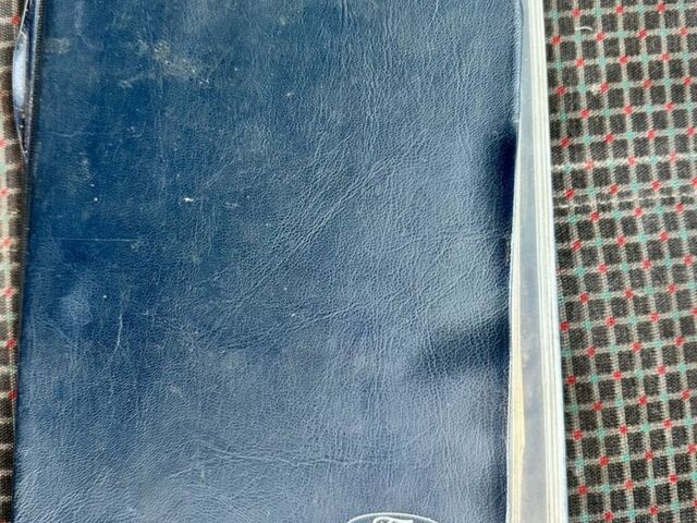 Черный Форд Сиерра, объемом двигателя 2 л и пробегом 285 тыс. км за 900 $, фото 19 на Automoto.ua