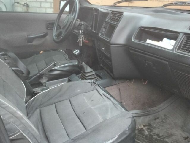 Коричневый Форд Сиерра, объемом двигателя 2 л и пробегом 60 тыс. км за 800 $, фото 12 на Automoto.ua