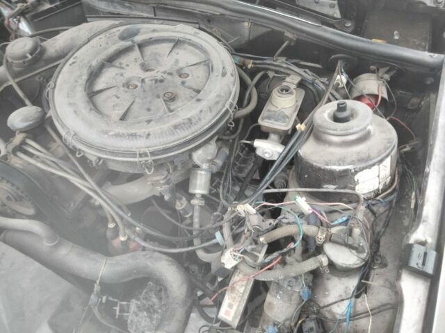 Коричневый Форд Сиерра, объемом двигателя 2 л и пробегом 60 тыс. км за 800 $, фото 8 на Automoto.ua