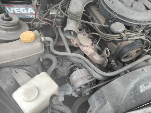 Коричневый Форд Сиерра, объемом двигателя 2 л и пробегом 60 тыс. км за 800 $, фото 9 на Automoto.ua