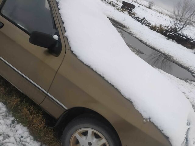 Коричневый Форд Сиерра, объемом двигателя 2 л и пробегом 1 тыс. км за 355 $, фото 5 на Automoto.ua