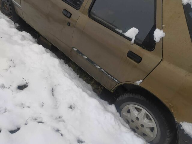 Коричневый Форд Сиерра, объемом двигателя 2 л и пробегом 1 тыс. км за 355 $, фото 11 на Automoto.ua