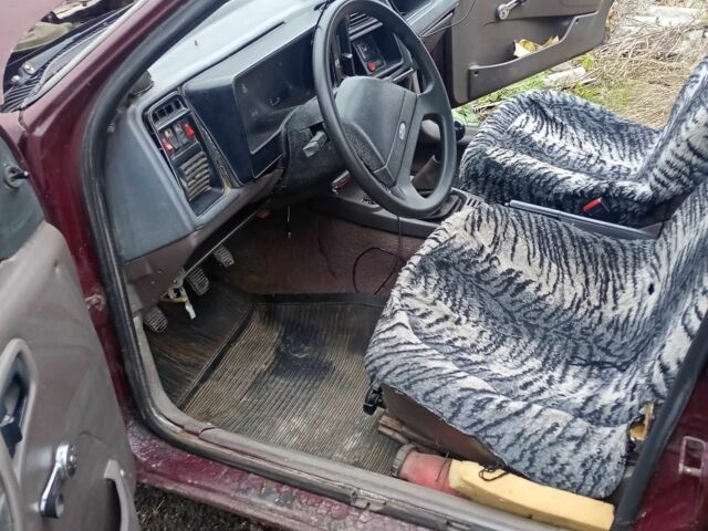 Коричневый Форд Сиерра, объемом двигателя 2 л и пробегом 3 тыс. км за 500 $, фото 5 на Automoto.ua