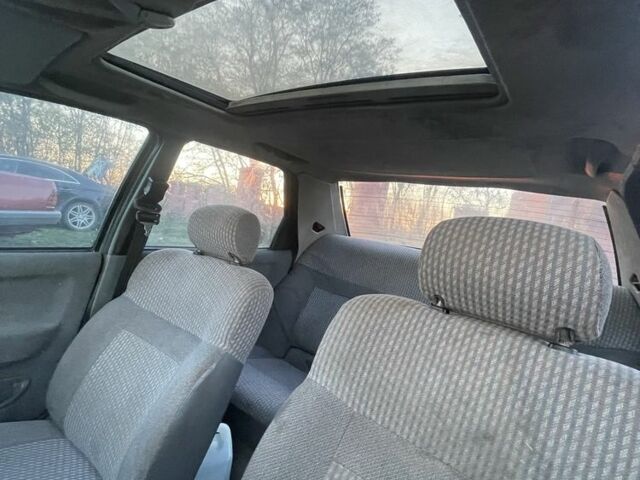 Коричневый Форд Сиерра, объемом двигателя 2 л и пробегом 40 тыс. км за 619 $, фото 5 на Automoto.ua