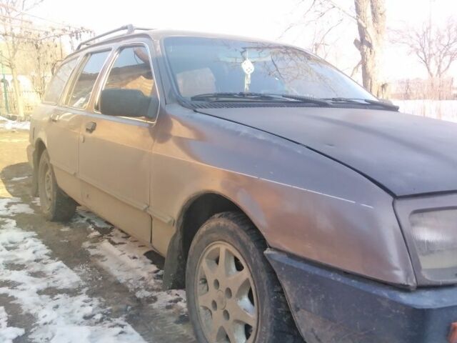 Коричневый Форд Сиерра, объемом двигателя 2 л и пробегом 370 тыс. км за 710 $, фото 4 на Automoto.ua