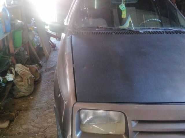 Коричневый Форд Сиерра, объемом двигателя 2 л и пробегом 370 тыс. км за 710 $, фото 5 на Automoto.ua