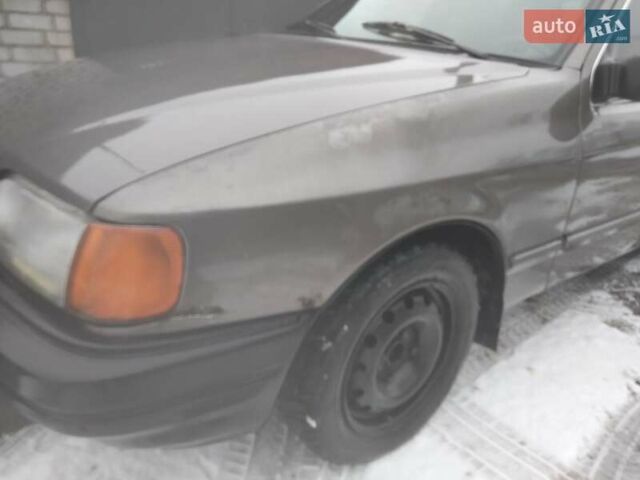 Коричневый Форд Сиерра, объемом двигателя 2 л и пробегом 60 тыс. км за 800 $, фото 5 на Automoto.ua