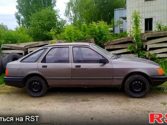 Коричневий Форд Сієрра, об'ємом двигуна 1.8 л та пробігом 300 тис. км за 600 $, фото 3 на Automoto.ua