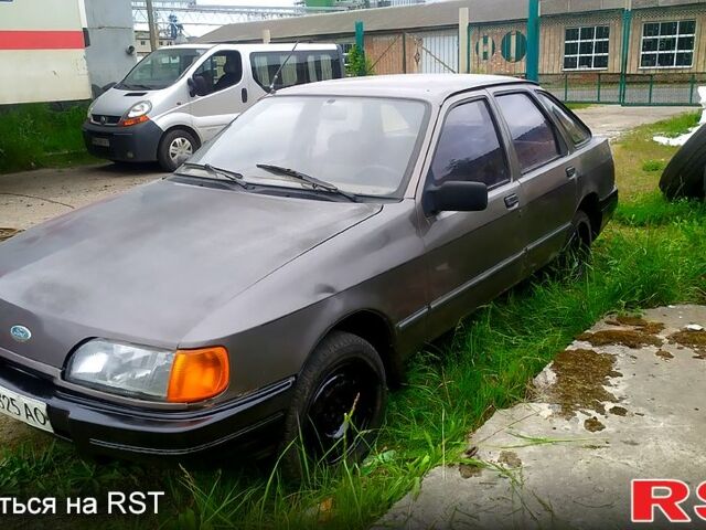 Коричневий Форд Сієрра, об'ємом двигуна 1.8 л та пробігом 300 тис. км за 600 $, фото 7 на Automoto.ua