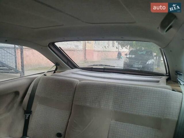 Коричневый Форд Сиерра, объемом двигателя 1.8 л и пробегом 40 тыс. км за 2000 $, фото 6 на Automoto.ua