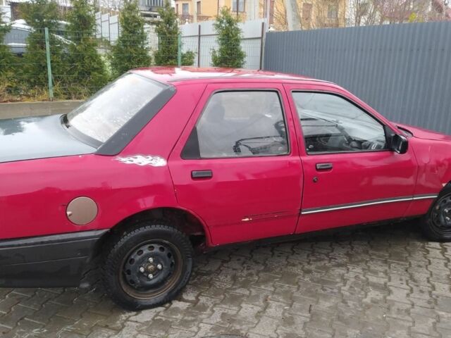 Красный Форд Сиерра, объемом двигателя 1.8 л и пробегом 200 тыс. км за 650 $, фото 2 на Automoto.ua