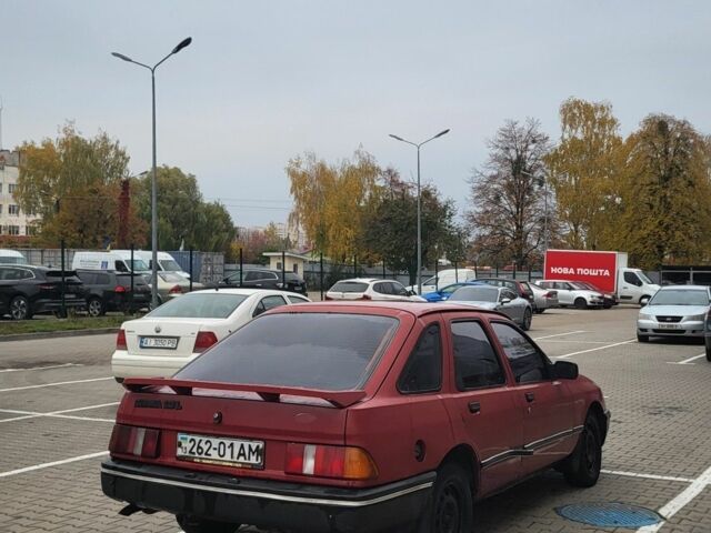 Червоний Форд Сієрра, об'ємом двигуна 2 л та пробігом 371 тис. км за 650 $, фото 2 на Automoto.ua