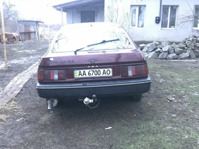 Красный Форд Сиерра, объемом двигателя 1.6 л и пробегом 2 тыс. км за 314 $, фото 2 на Automoto.ua