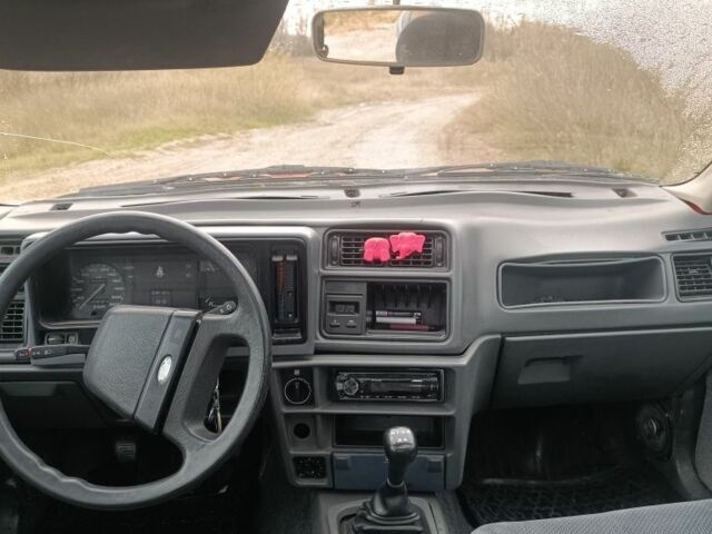 Красный Форд Сиерра, объемом двигателя 0 л и пробегом 54 тыс. км за 1500 $, фото 5 на Automoto.ua