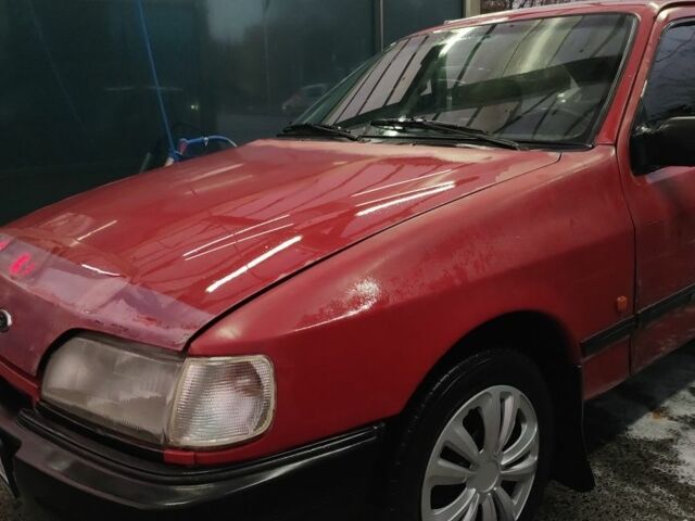 Красный Форд Сиерра, объемом двигателя 0 л и пробегом 105 тыс. км за 690 $, фото 4 на Automoto.ua