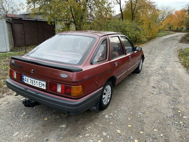 Красный Форд Сиерра, объемом двигателя 1.6 л и пробегом 200 тыс. км за 1450 $, фото 10 на Automoto.ua