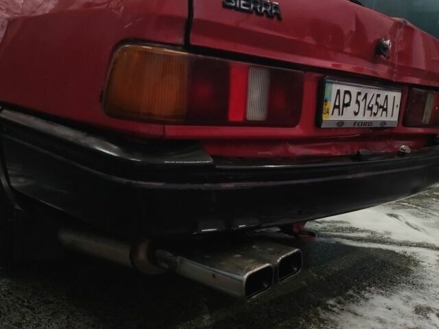 Красный Форд Сиерра, объемом двигателя 0 л и пробегом 105 тыс. км за 690 $, фото 6 на Automoto.ua