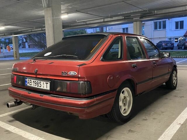 Червоний Форд Сієрра, об'ємом двигуна 2 л та пробігом 77 тис. км за 1800 $, фото 3 на Automoto.ua