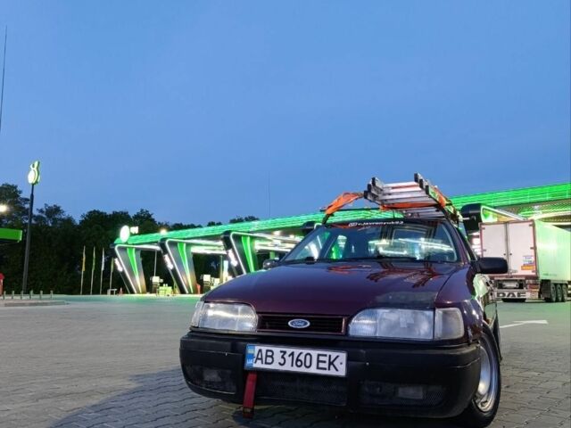 Червоний Форд Сієрра, об'ємом двигуна 2 л та пробігом 1 тис. км за 1800 $, фото 5 на Automoto.ua