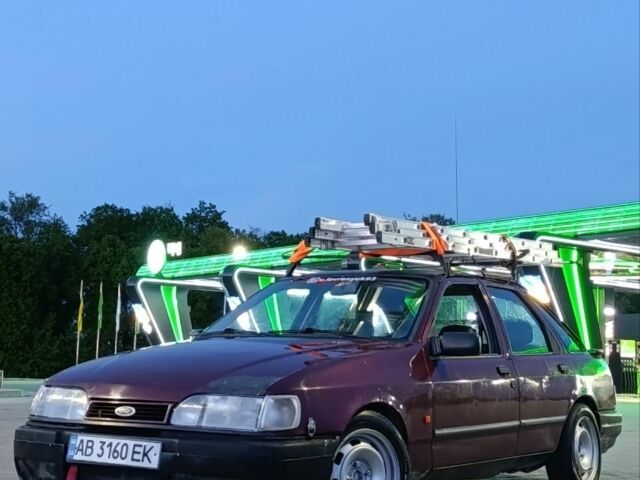 Червоний Форд Сієрра, об'ємом двигуна 2 л та пробігом 1 тис. км за 1800 $, фото 1 на Automoto.ua