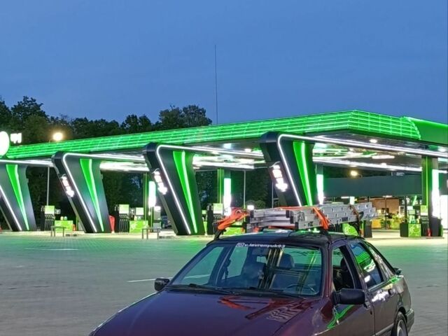 Червоний Форд Сієрра, об'ємом двигуна 2 л та пробігом 1 тис. км за 1800 $, фото 3 на Automoto.ua