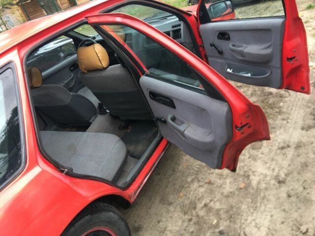 Червоний Форд Сієрра, об'ємом двигуна 1.6 л та пробігом 600 тис. км за 800 $, фото 1 на Automoto.ua